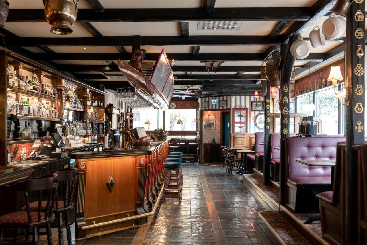 Hotel Bishops Arms Koeping Екстер'єр фото