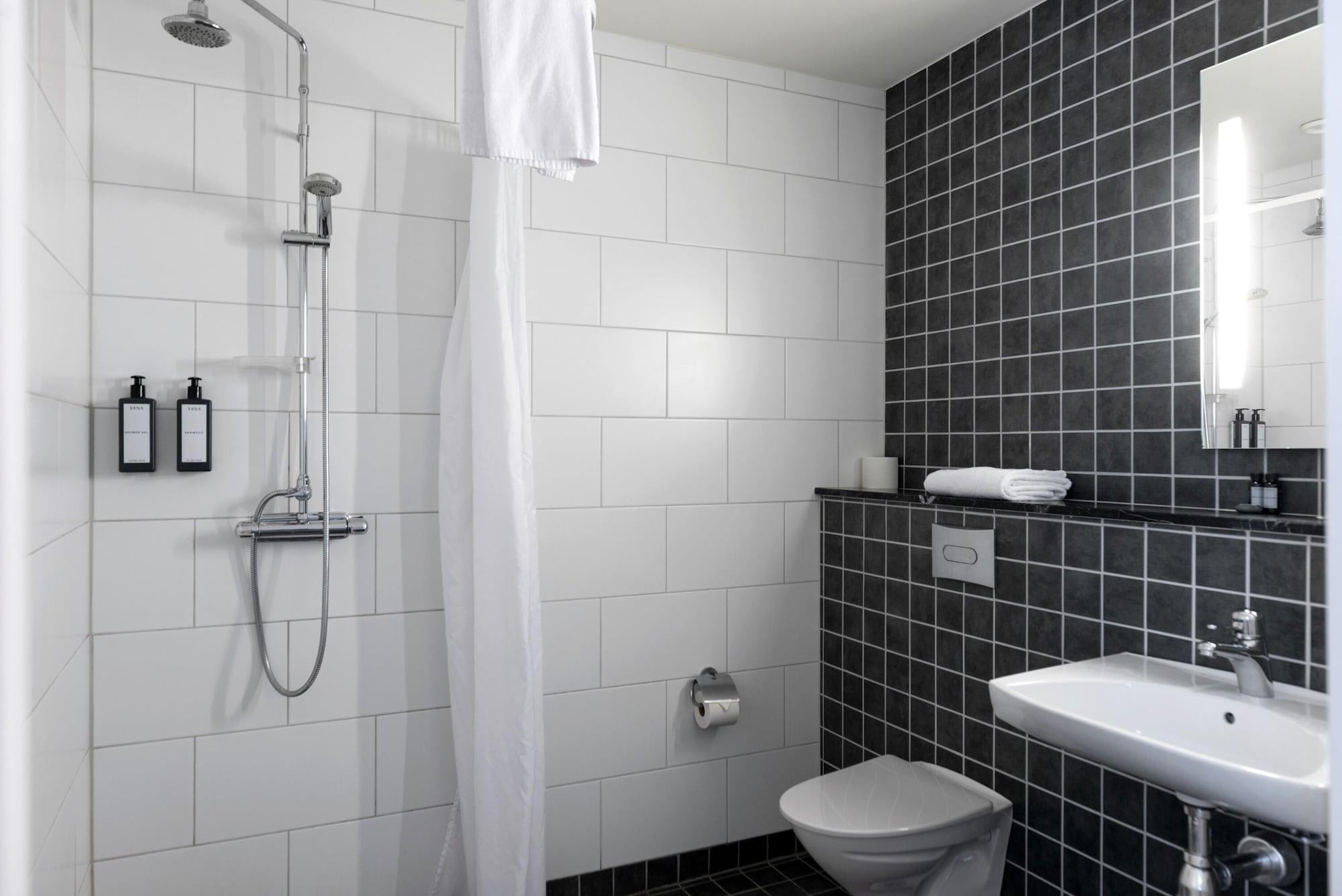 Hotel Bishops Arms Koeping Екстер'єр фото
