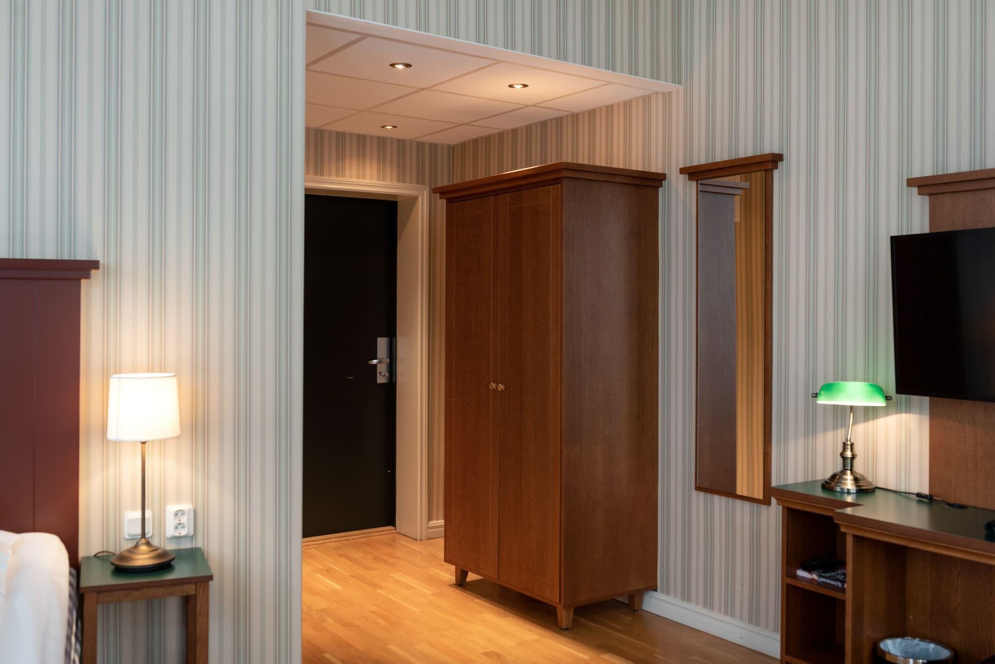 Hotel Bishops Arms Koeping Екстер'єр фото