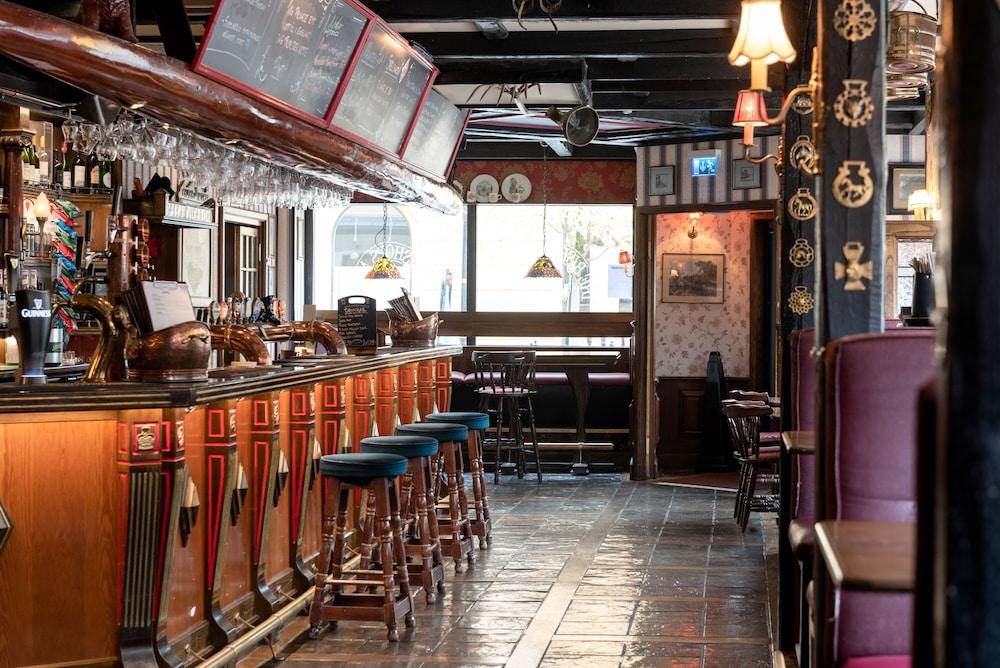 Hotel Bishops Arms Koeping Екстер'єр фото