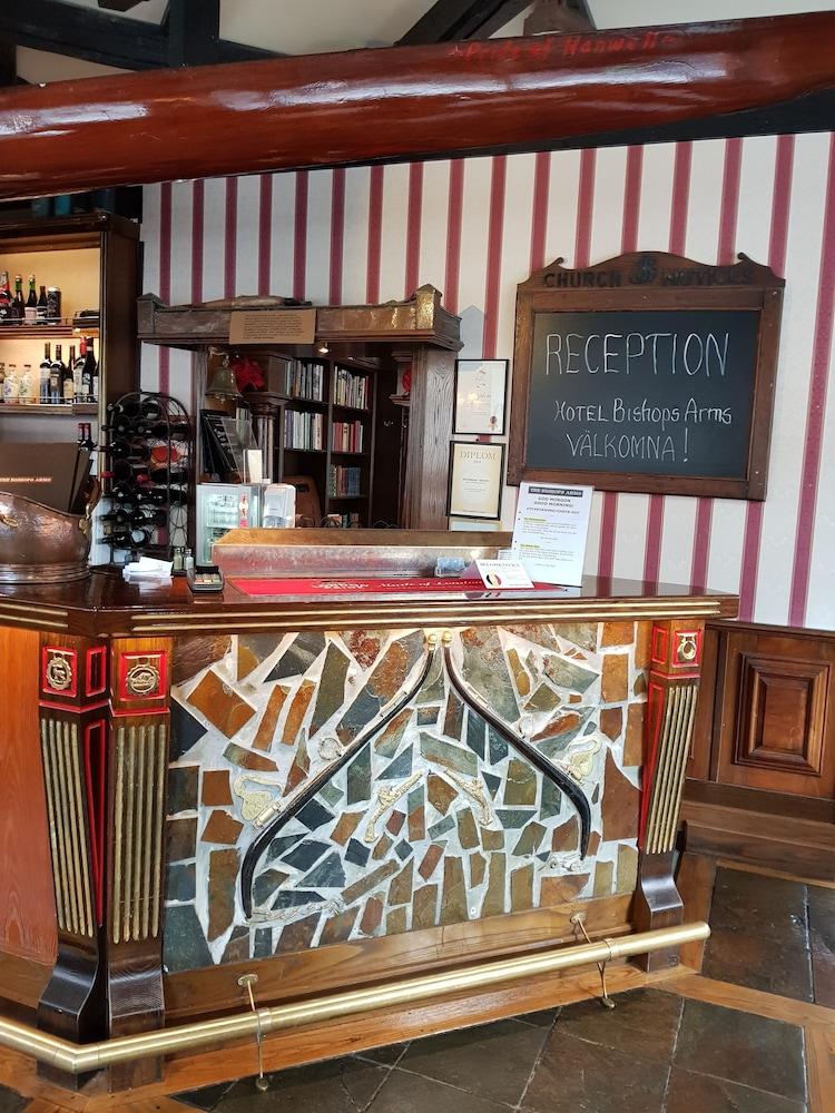 Hotel Bishops Arms Koeping Екстер'єр фото