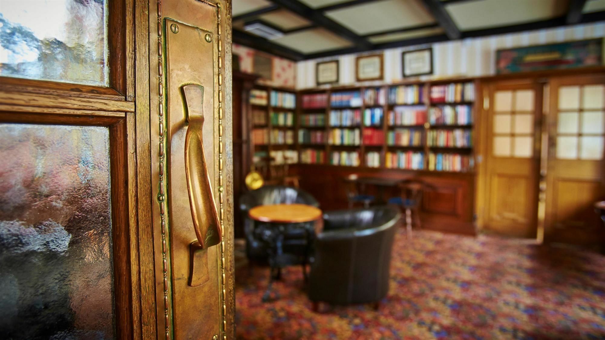 Hotel Bishops Arms Koeping Екстер'єр фото